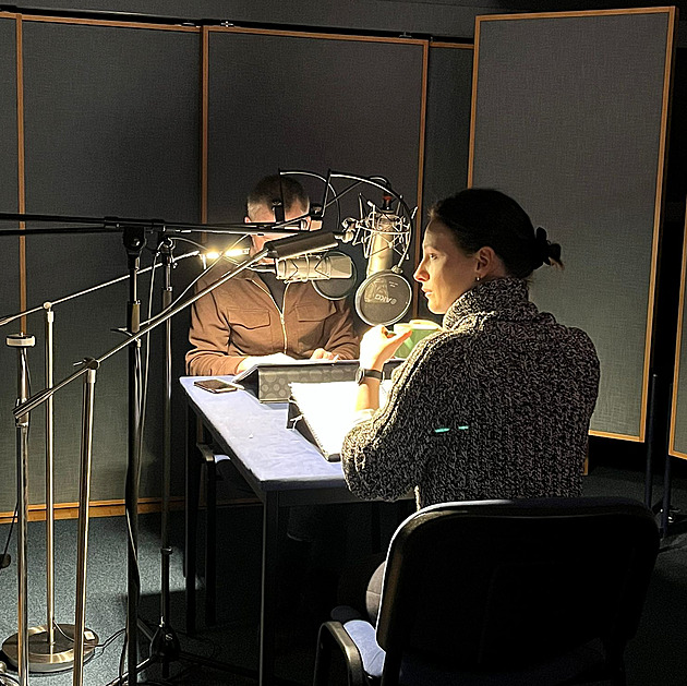 Mámě to neříkej, Xenie nám zemřela před očima. Poslechněte si audioknihu roku