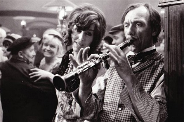 Kočka ze Záběhlic. Zemřela zpěvačka a herečka Věra Nerušilová, bylo jí 91 let