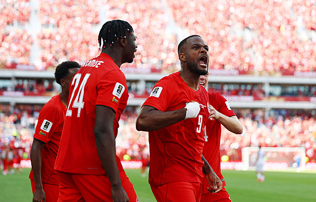 Kanada - Bosna 1:1, domácí prohrávali, první bod na MS pak zařídil střídající Larin