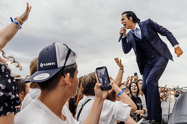 OBRAZEM: Nick Cave si podmanil druhý den Metronomu. Diváci byli v úžasu