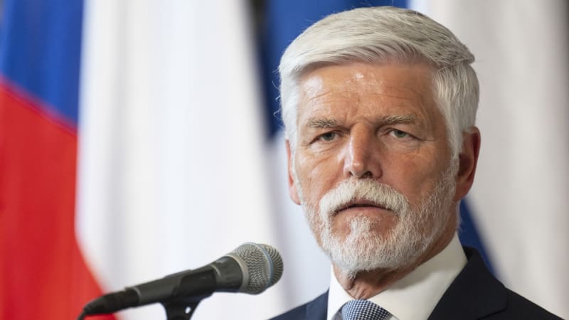 Pavel má jet na summit NATO, rozhodl Ústavní soud. Radikálně vstoupil do jeho sporu s vládou